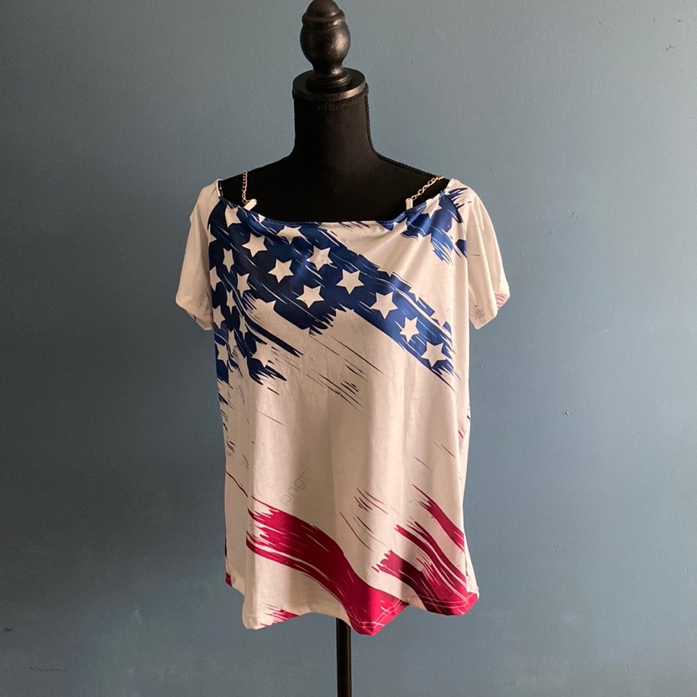 Item#37 NWOT Woman USA Blouse Size S